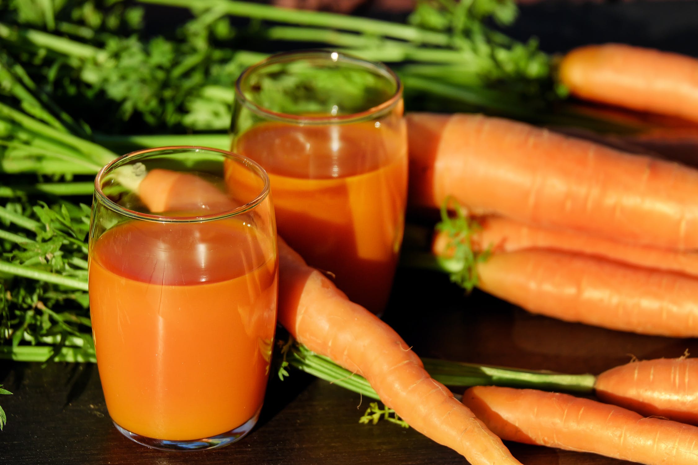 curing cancer with carrots - carrot juice and carrots pic curing cancer with carrots - carrot juice and carrots pic